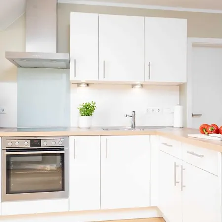 Str92b Strandzeit F * Niendorf (Timmendorfer Strand)